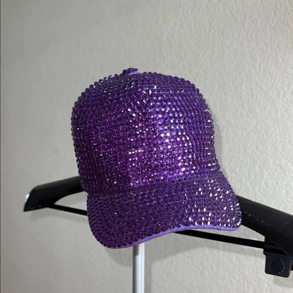 3 Sparkling Multicolor Rhinestone Caps - Picture 4 of 16